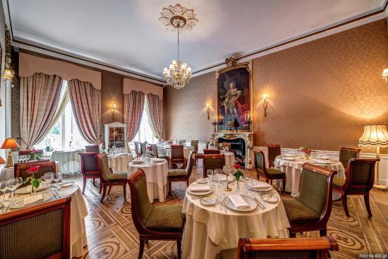 Pod Gigantami Exclusive Restaurant